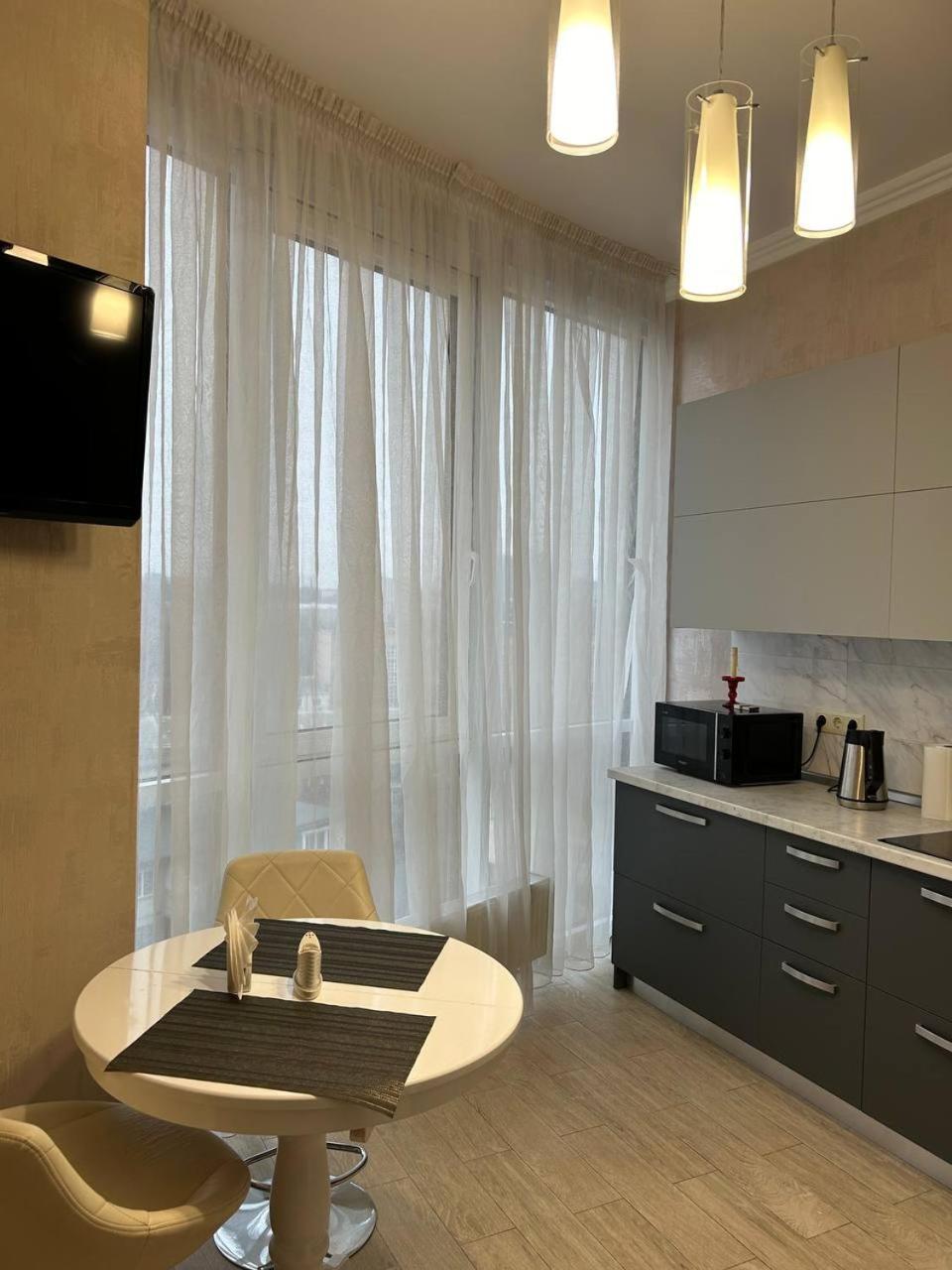 Apart Assistant On Smart Plaza Kiev Buitenkant foto