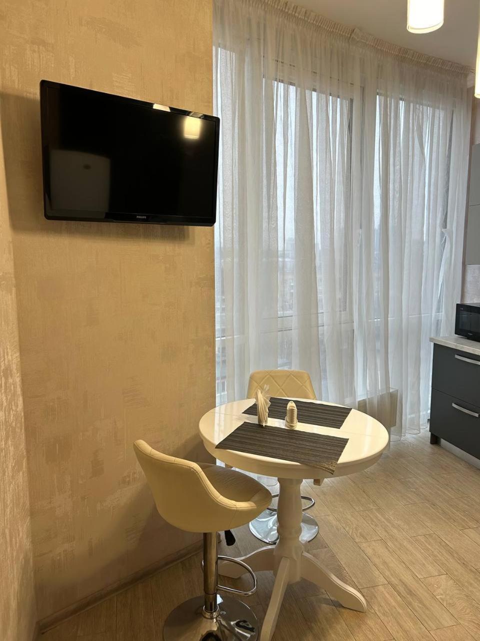 Apart Assistant On Smart Plaza Kiev Buitenkant foto