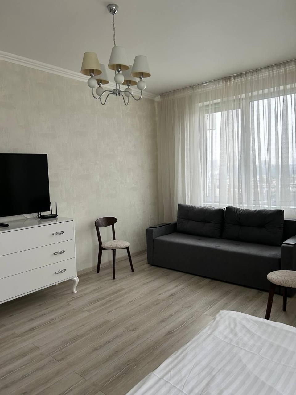 Apart Assistant On Smart Plaza Kiev Buitenkant foto